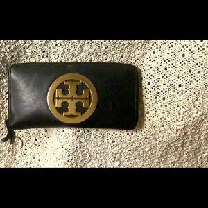 Tory Burch Black and gold wallet